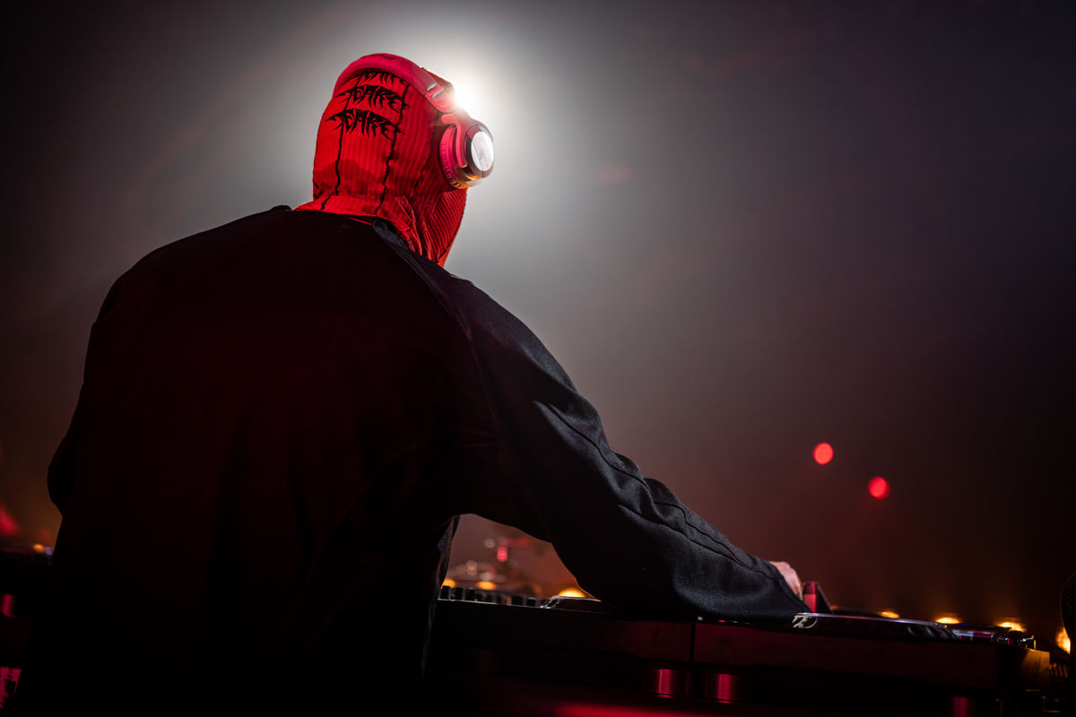 Loading... just a sec